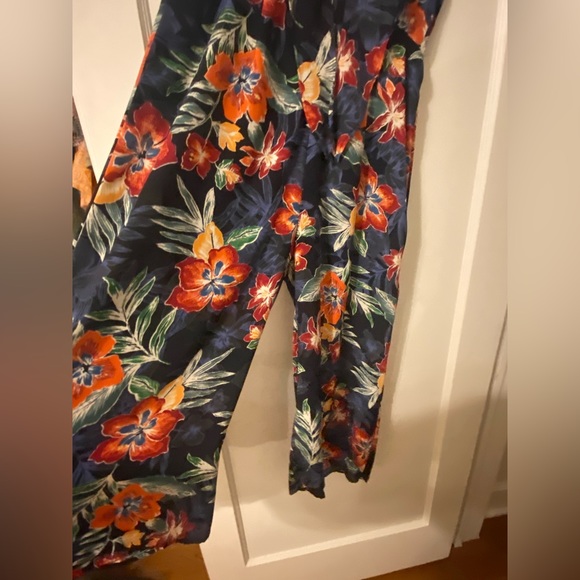 One clothing, Hawaiian floral wide-leg jumpsuit, with cutout and tie, M - Picture 7 of 8